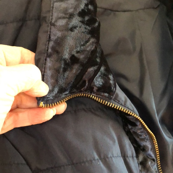 Ellen Tracy Vest - Picture 2 of 6